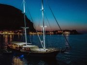 Tour in Caicco alle Isole EOLIE – 7 notti MAX. 12 persone da 3000 € | SICILIA